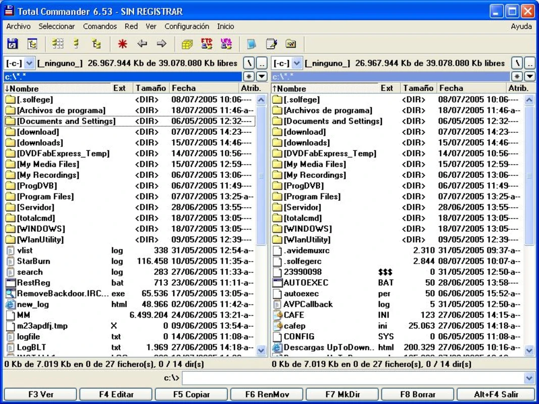 Total Commander dual-pane file manager interface
